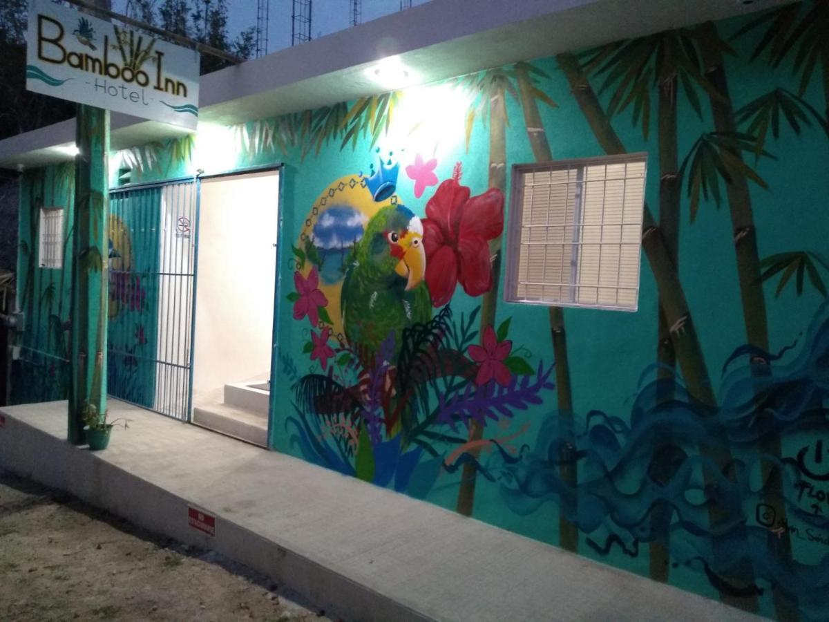 Bamboo Inn Bacalar Zewnętrze zdjęcie